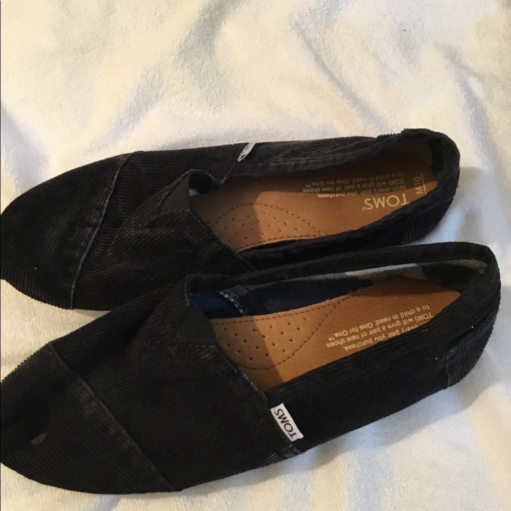 Men’s Toms